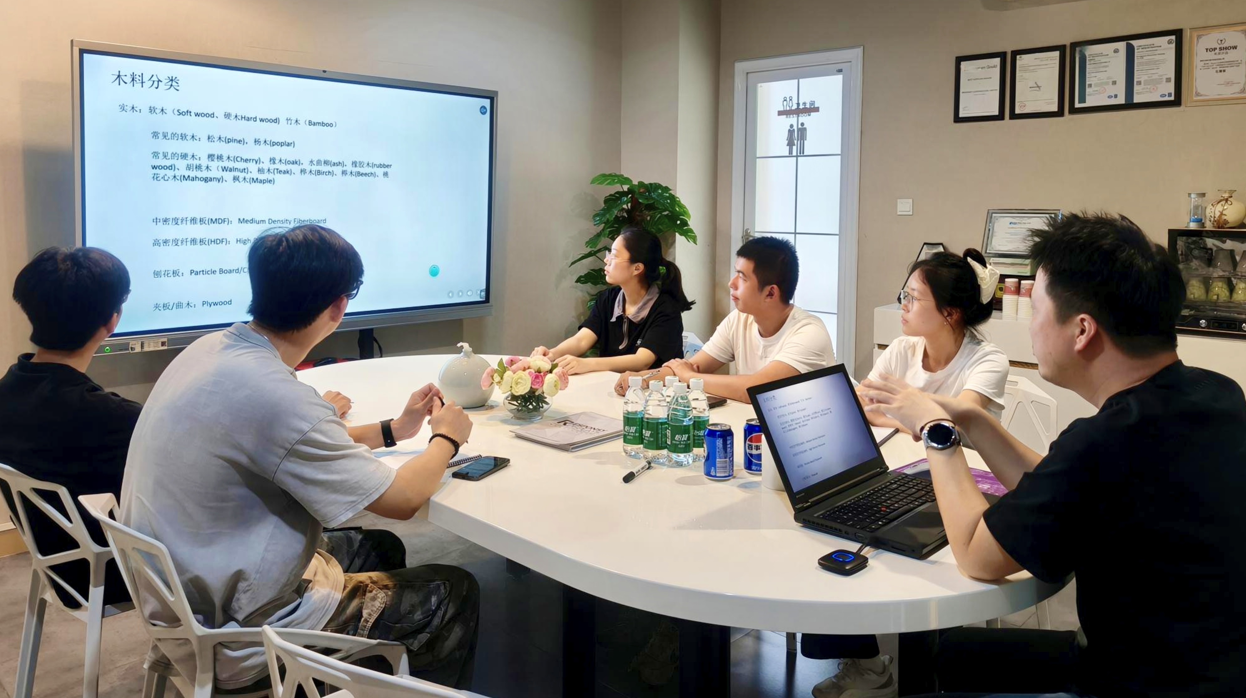 The Journey of a Newcomer in the Custom Display Stand Industry The Journey of a Newcomer in the Custom Display Stand Industry